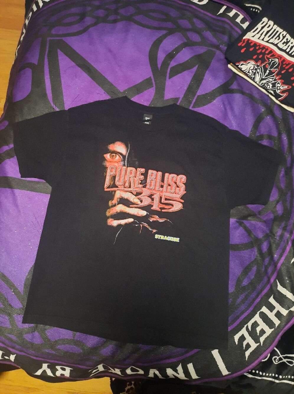 Hanes Black 'Pure Bliss 315' Band Graphic Tee with Red Print